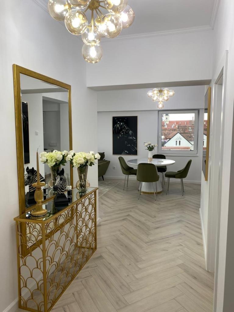 Elite Apartment