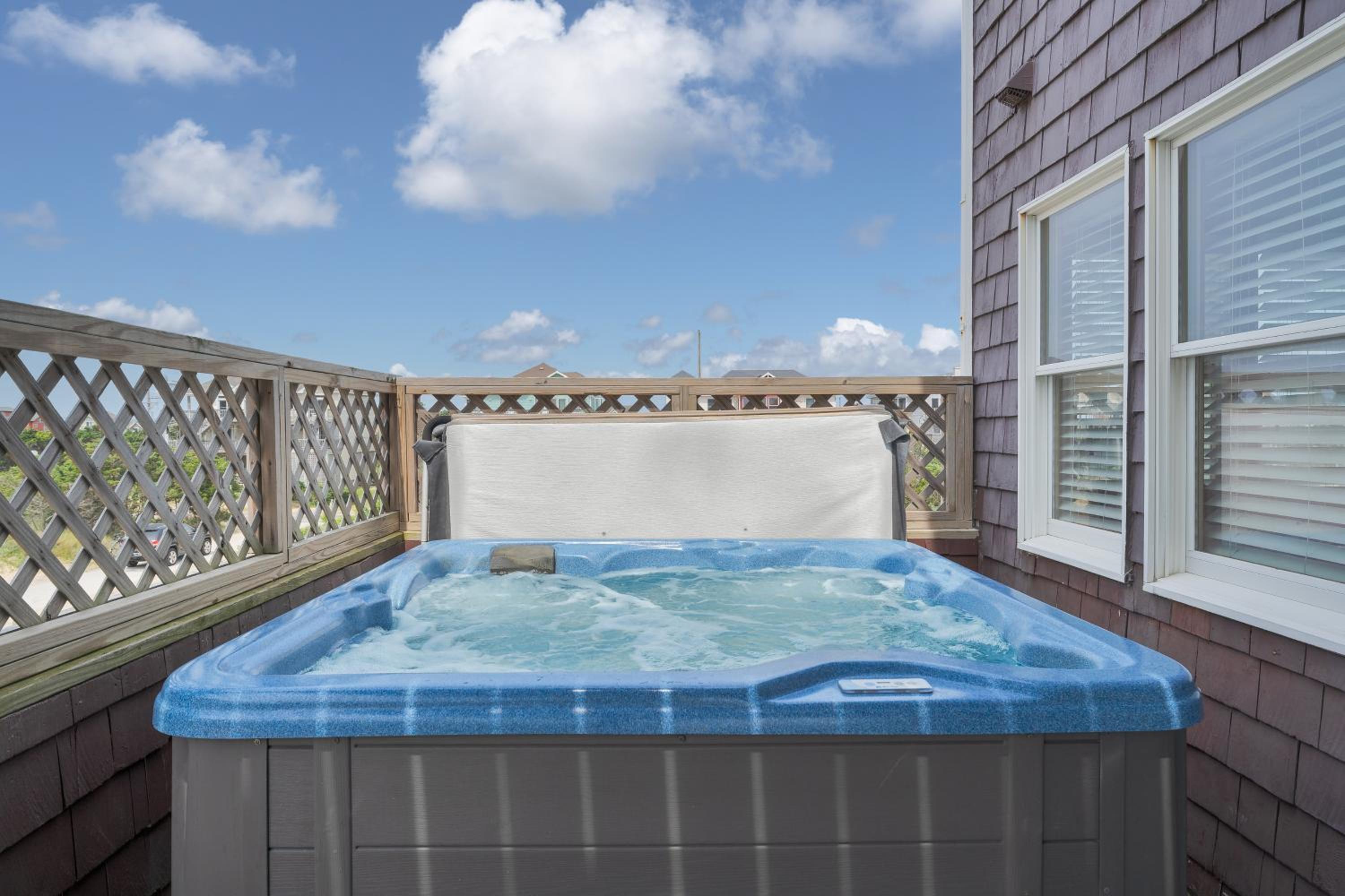 7677 - Weathering Heights by Resort Realty view 3