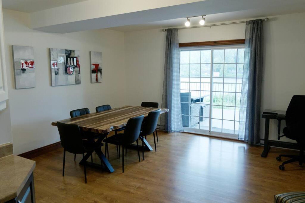 Equipped condo du lac St-Pierre à Mont-Carmel, Kamouraska RCM