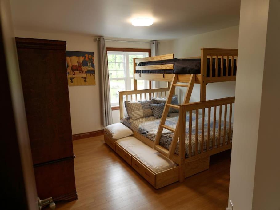 Equipped condo du lac St-Pierre à Mont-Carmel, Kamouraska RCM