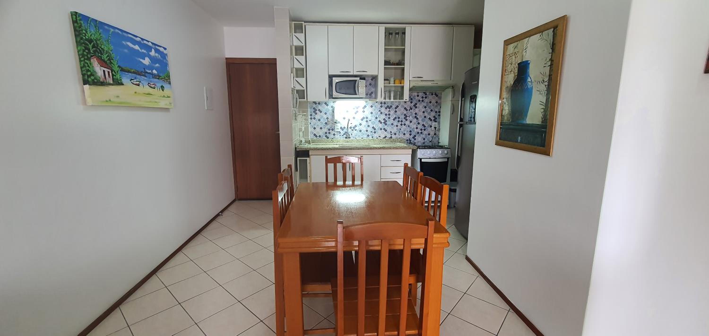 Apartamento TOP no centrinho da praia 01 quarto