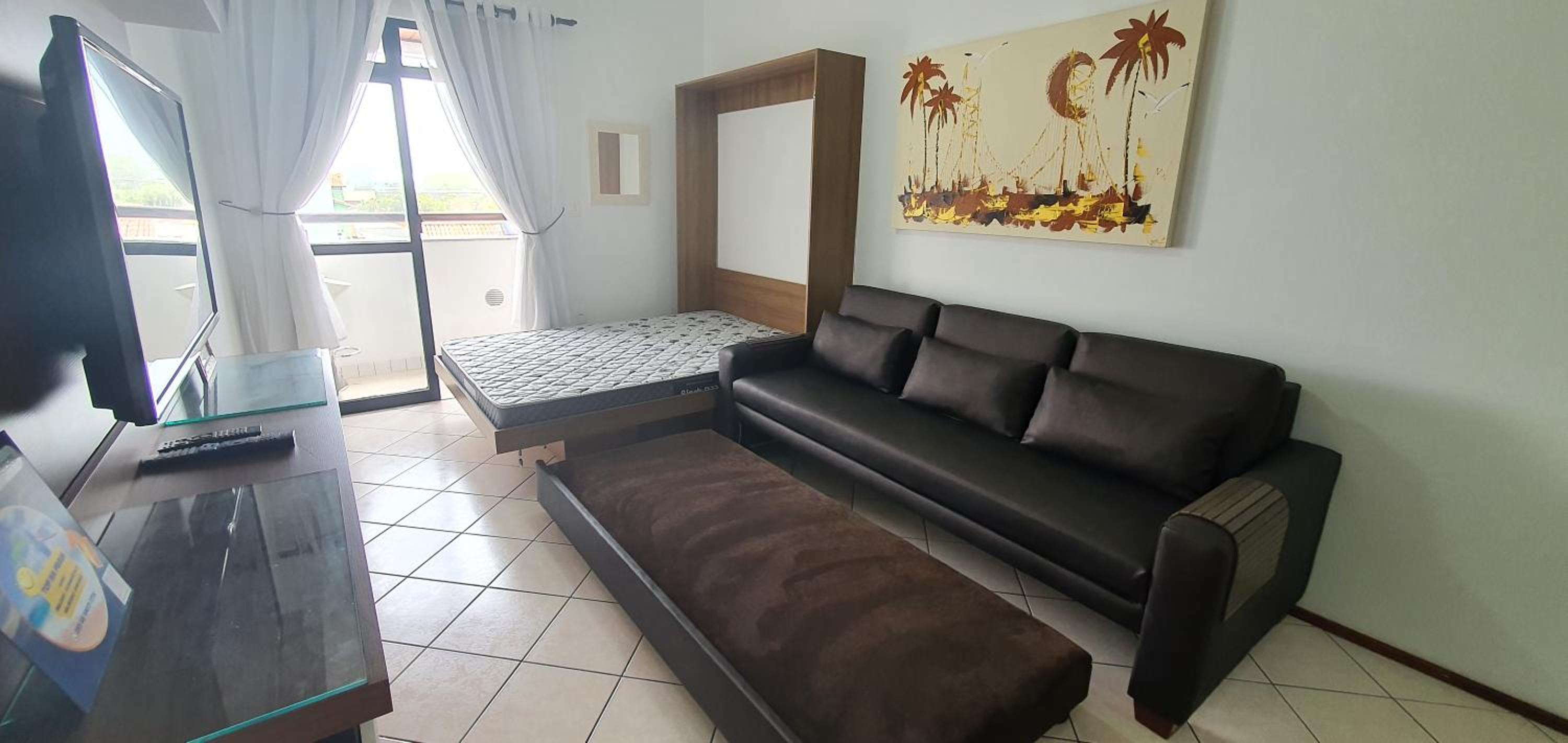 Apartamento TOP no centrinho da praia 01 quarto
