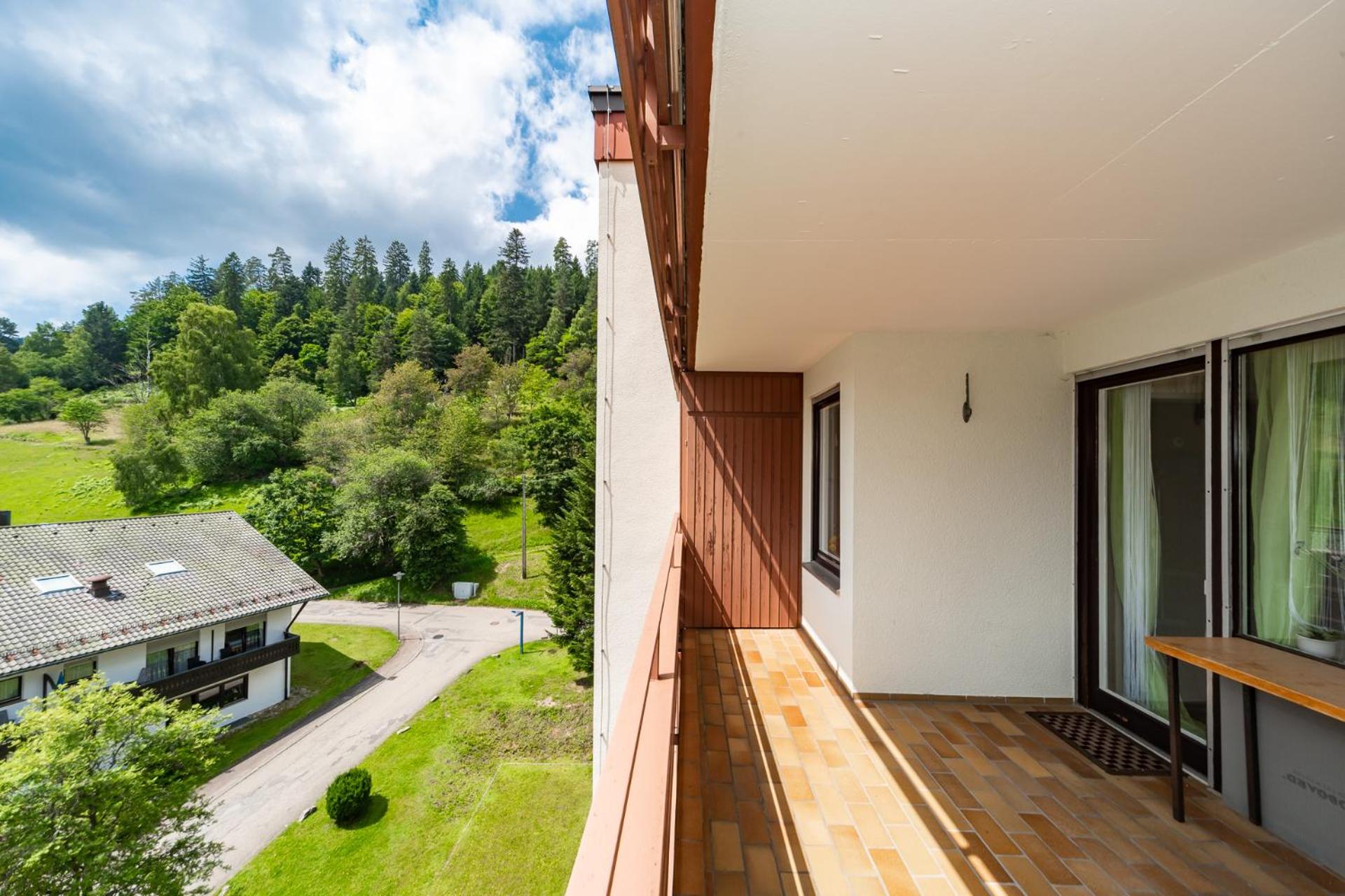 Schwarzwaldsuite mit Panorama Waldblick