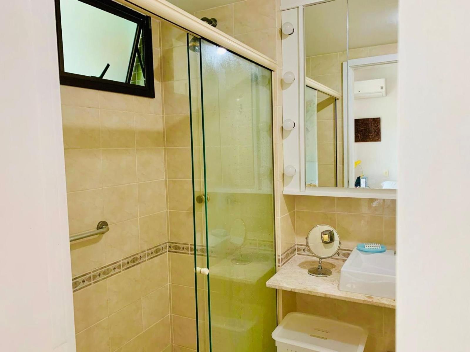 Apartamento J Oceânico 2 suites garagem e proximo a praia