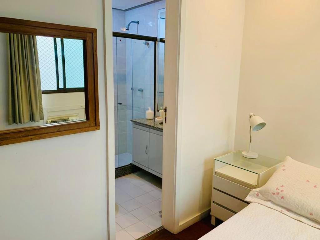 Apartamento J Oceânico 2 suites garagem e proximo a praia