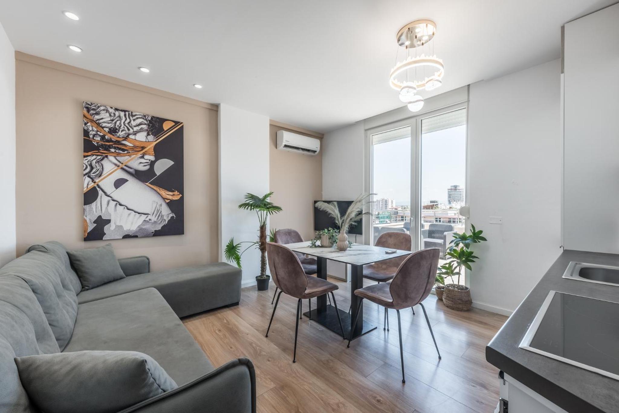 Head in the clouds brand new Penthouse