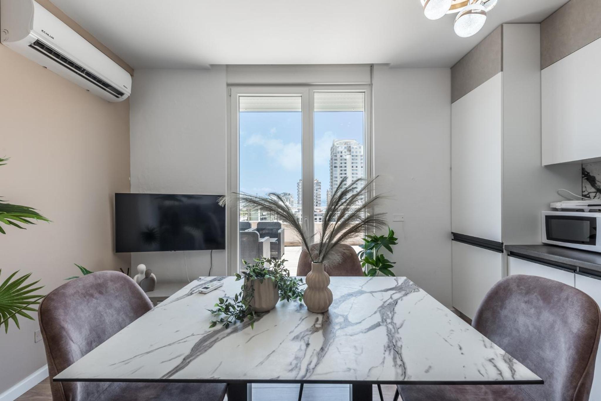 Head in the clouds brand new Penthouse
