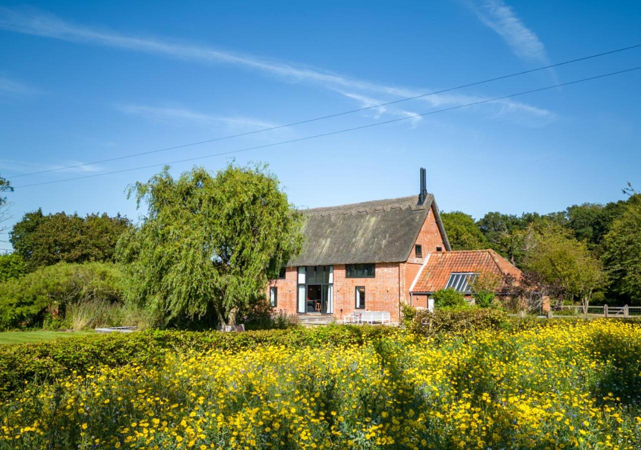 Alexandra Barn