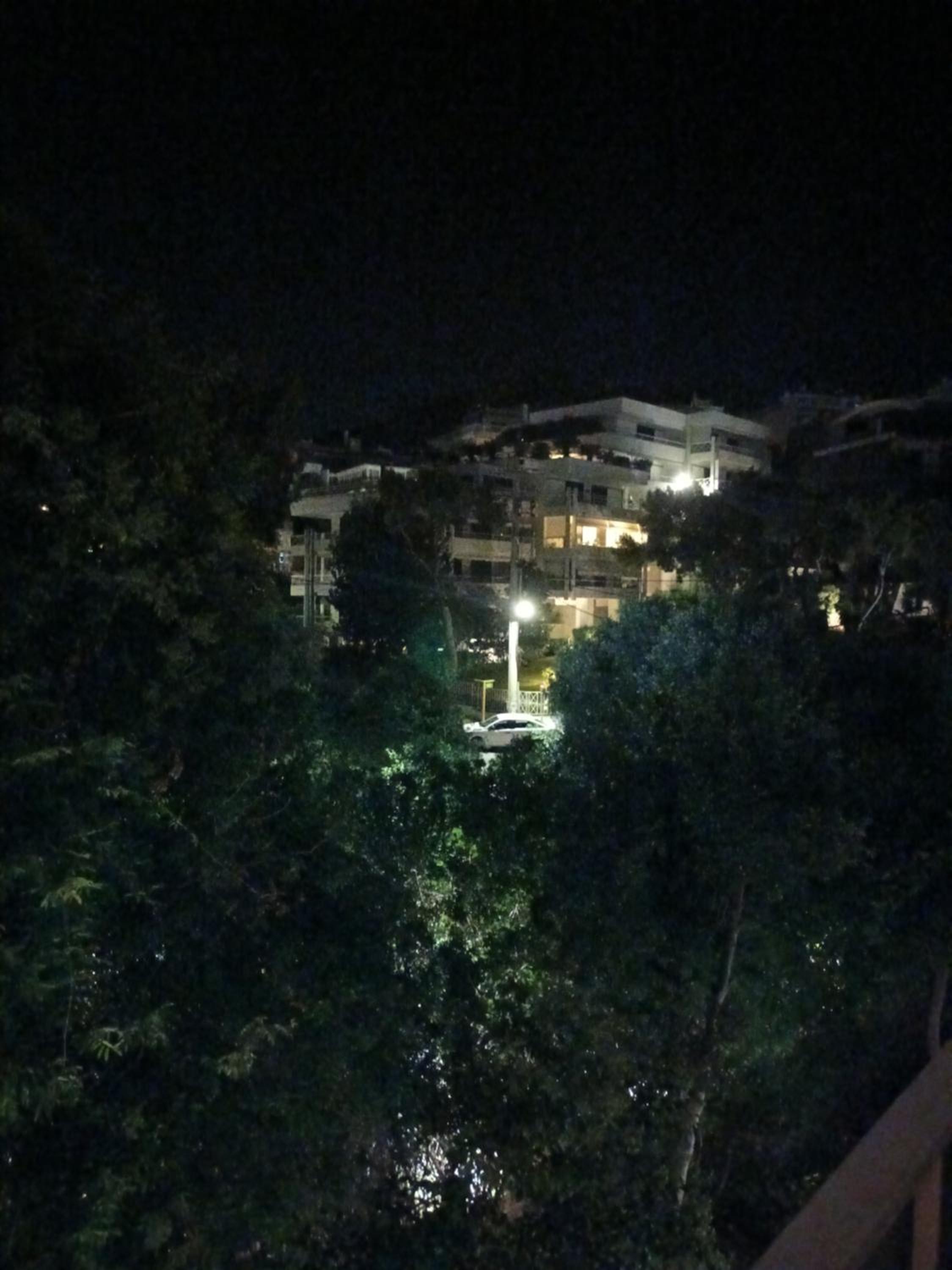 VOULIAGMENI RIVIERA center between Beach and Lake