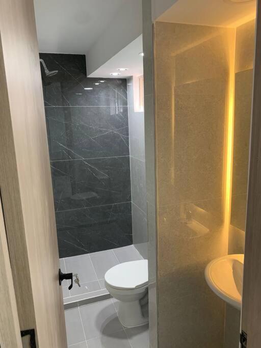 Moderno al norte Full equipado 2 aires y 6 camas