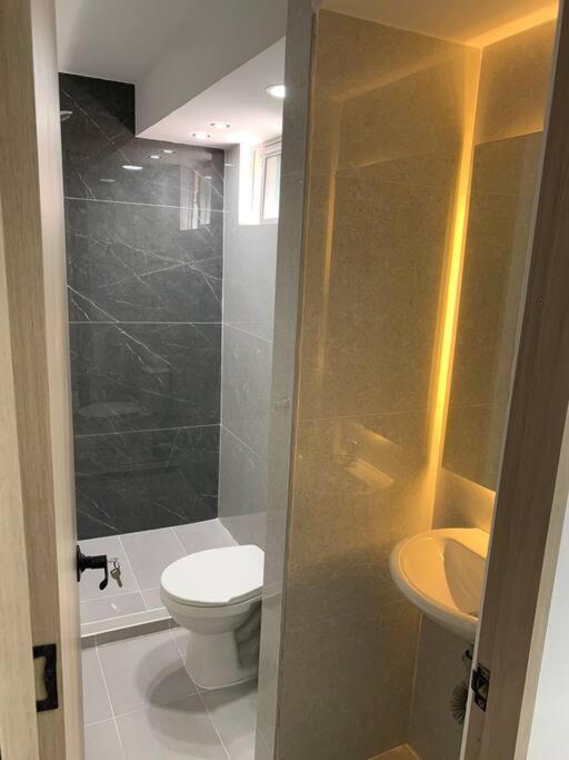 Moderno al norte Full equipado 2 aires y 6 camas