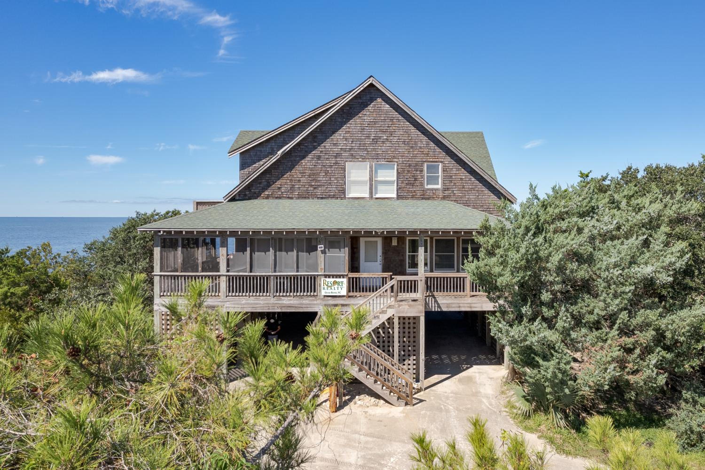 7825 - The Carolina Moon by Resort Realty view 2