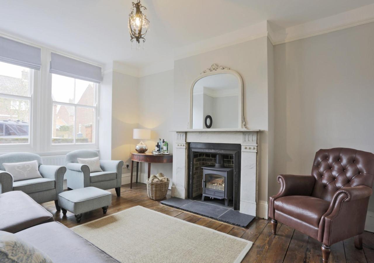 4 Bed in Southwold oc-7cr view 3