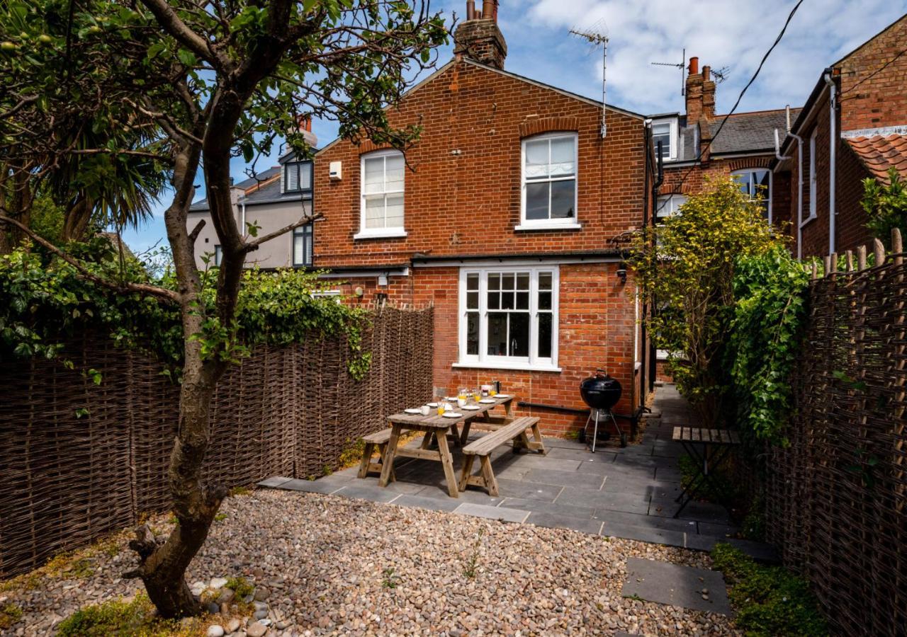 4 Bed in Southwold oc-7cr view 2