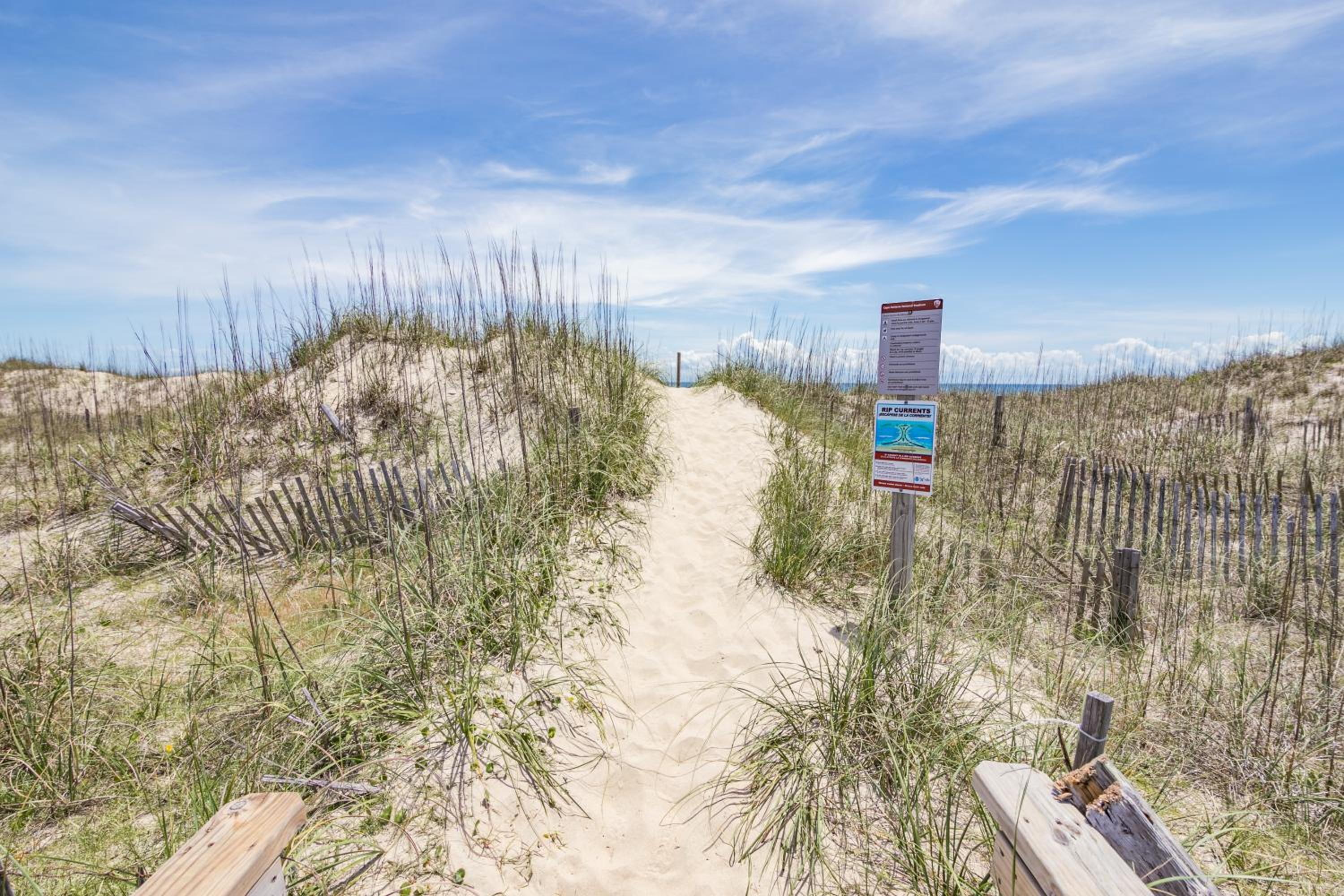 7916 - Hatteras Vista by Resort Realty view 4