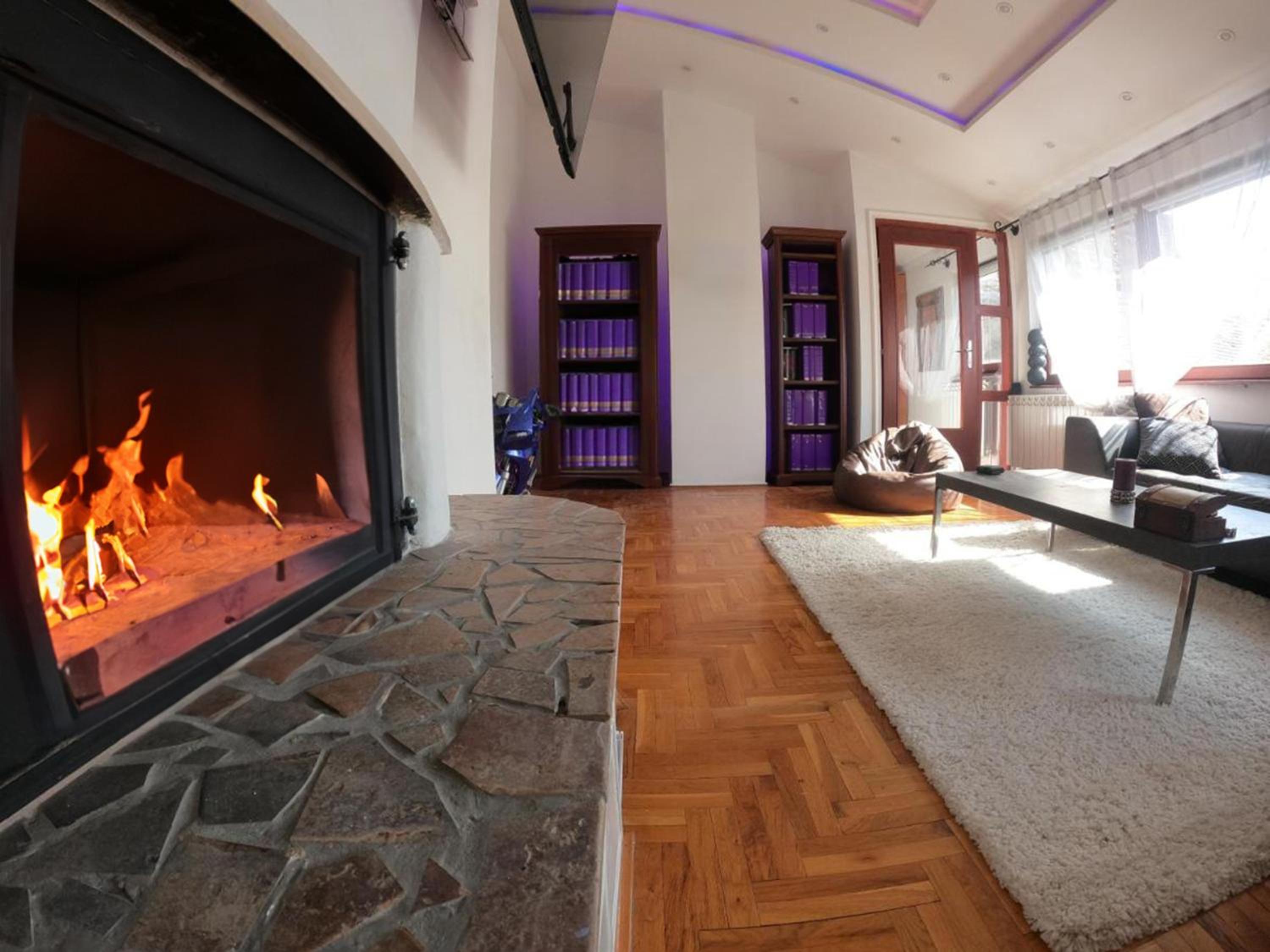 Apartmani Pančevo Rose view 4