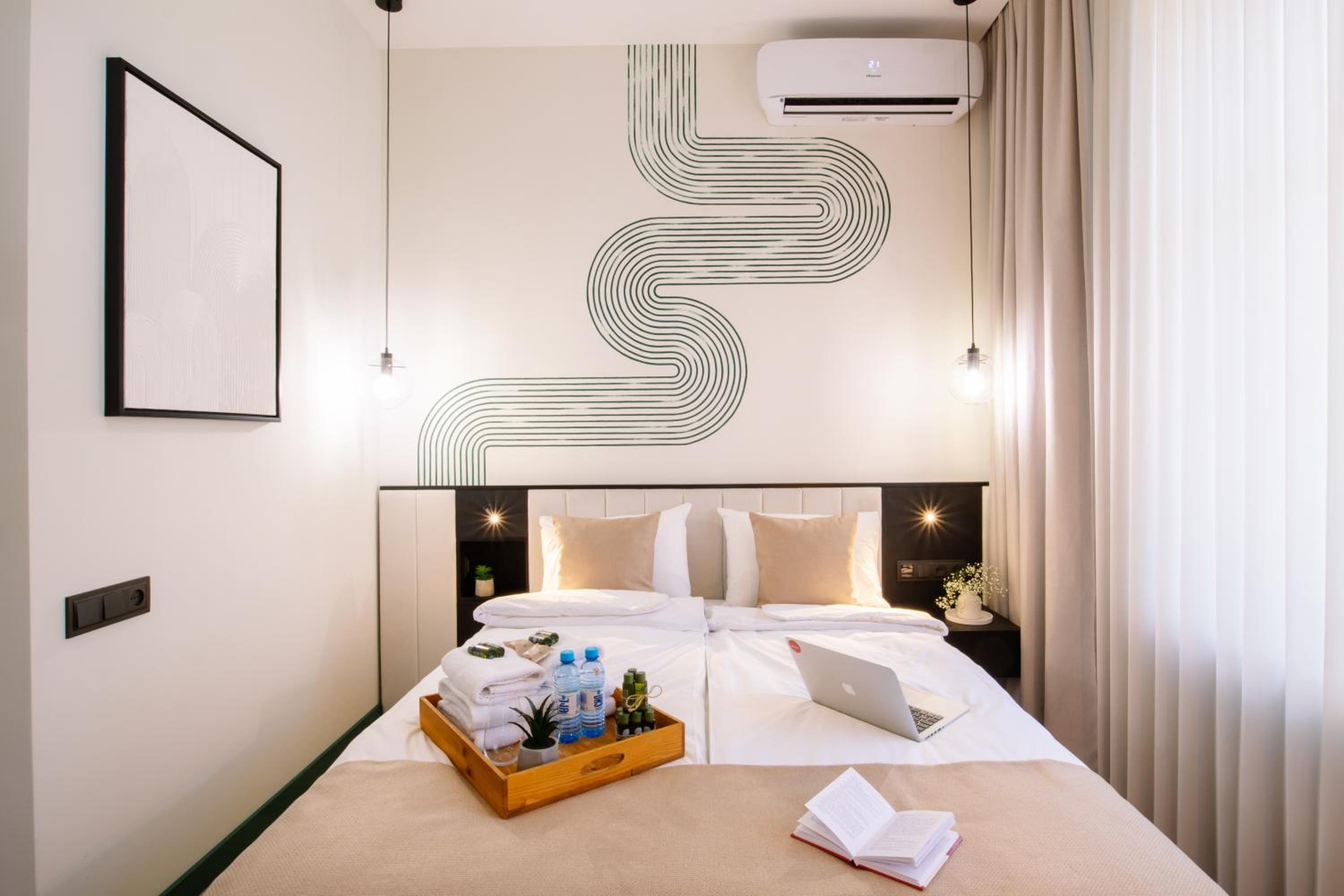 hotelise l Aeon Apartment