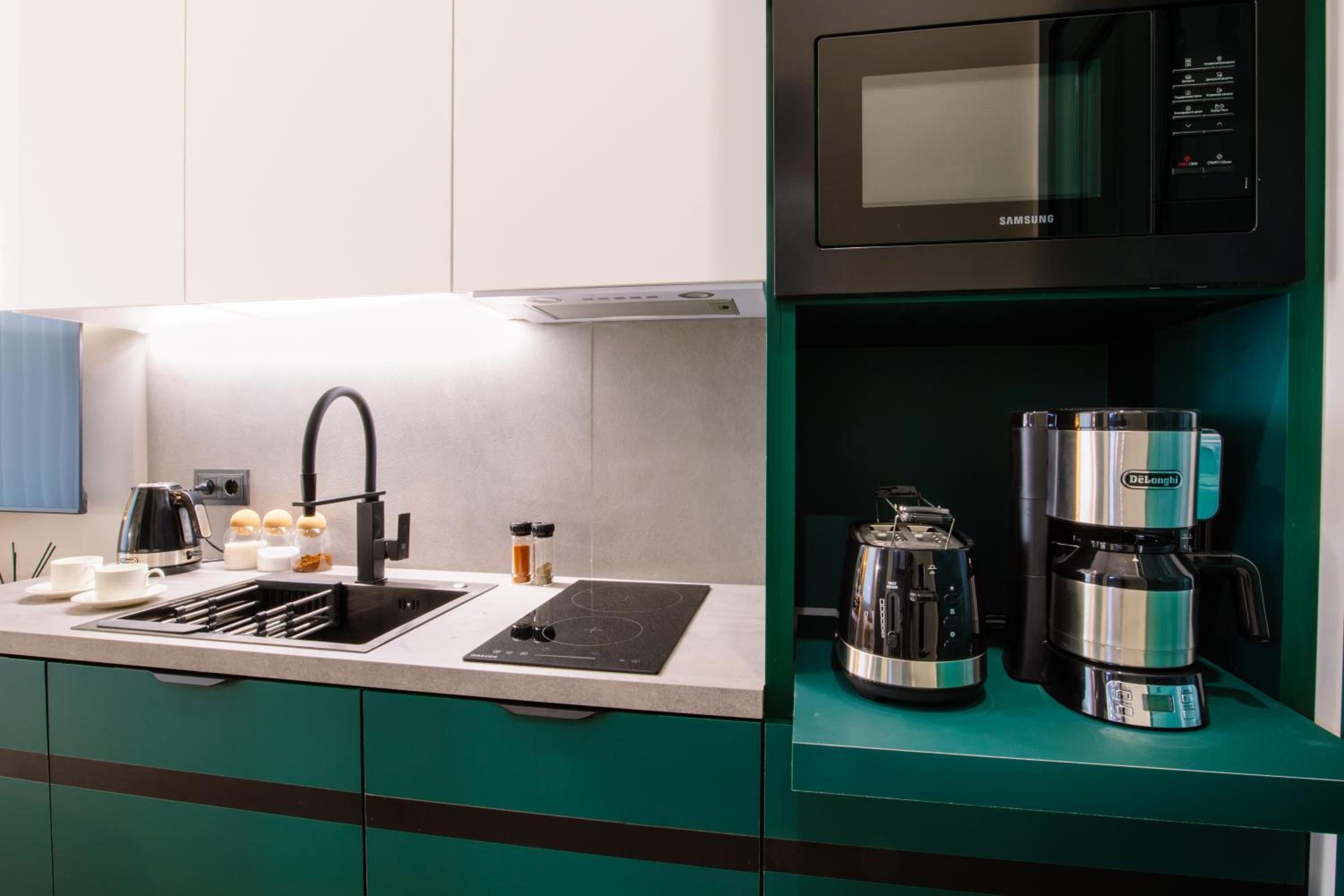 hotelise l Aeon Apartment
