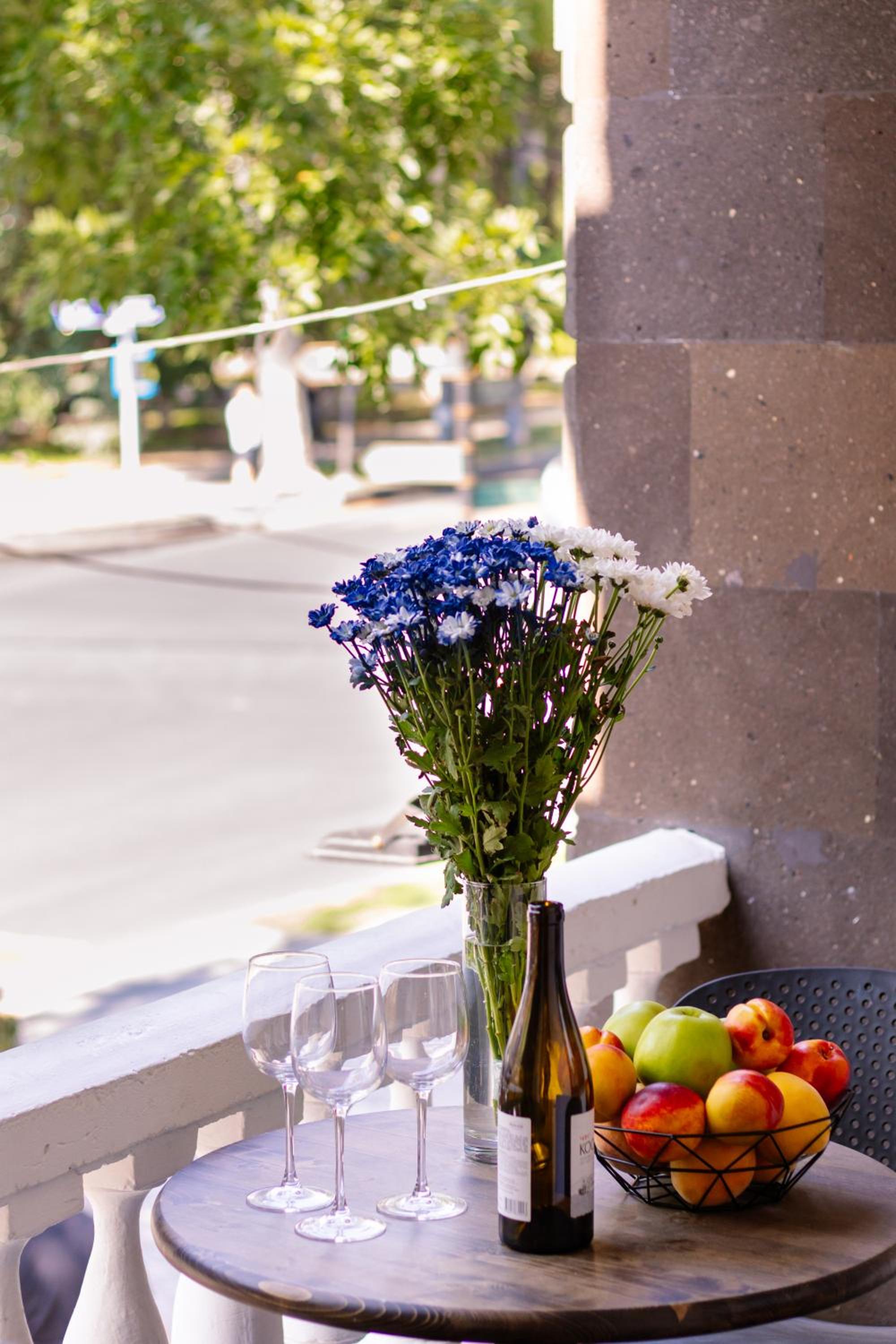 hotelise l Aeon Apartment