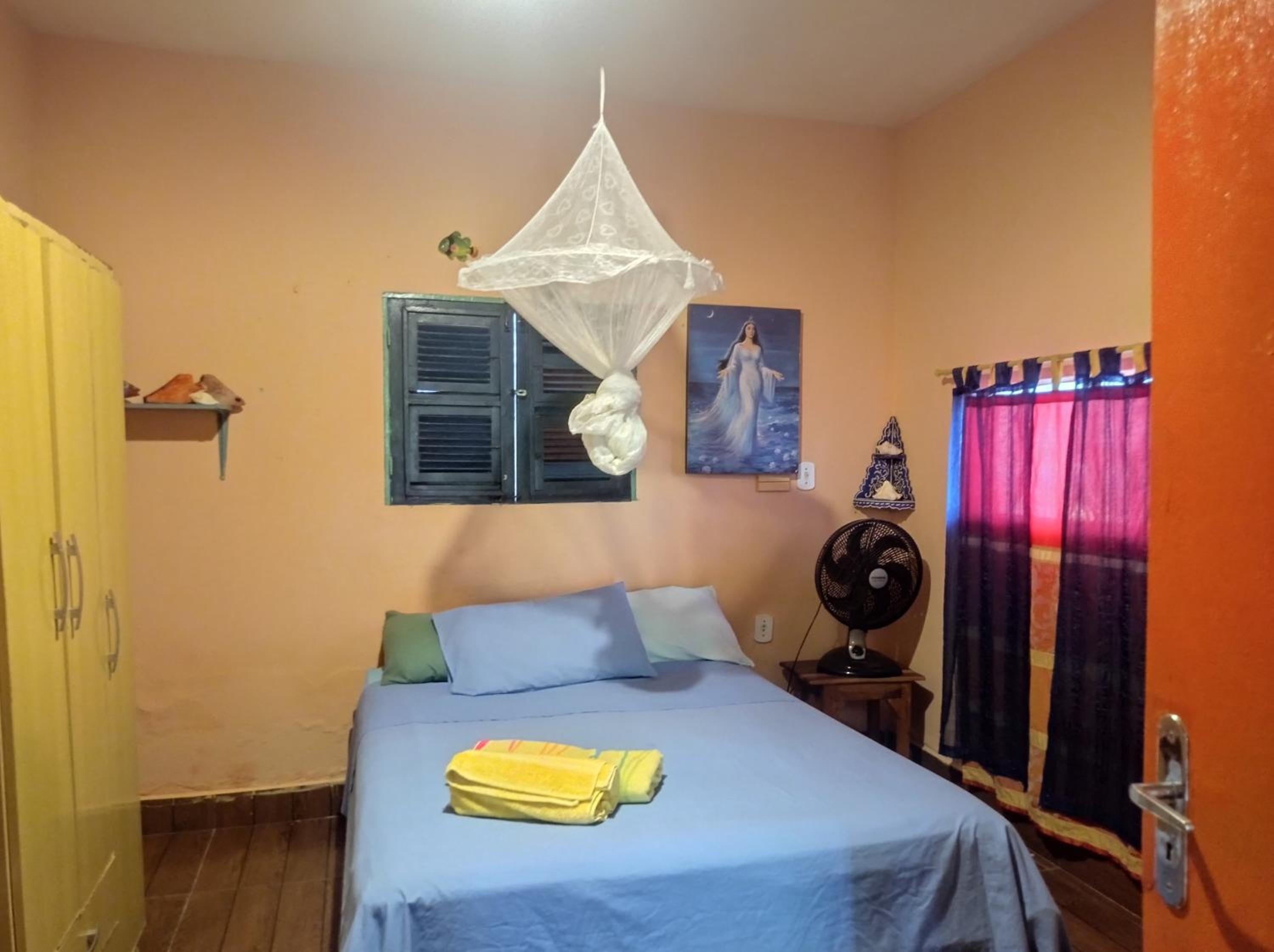 Mermaid House, kitchen, Wi-Fi, parking, centre 5 minutes on foot and near Sunset Dune