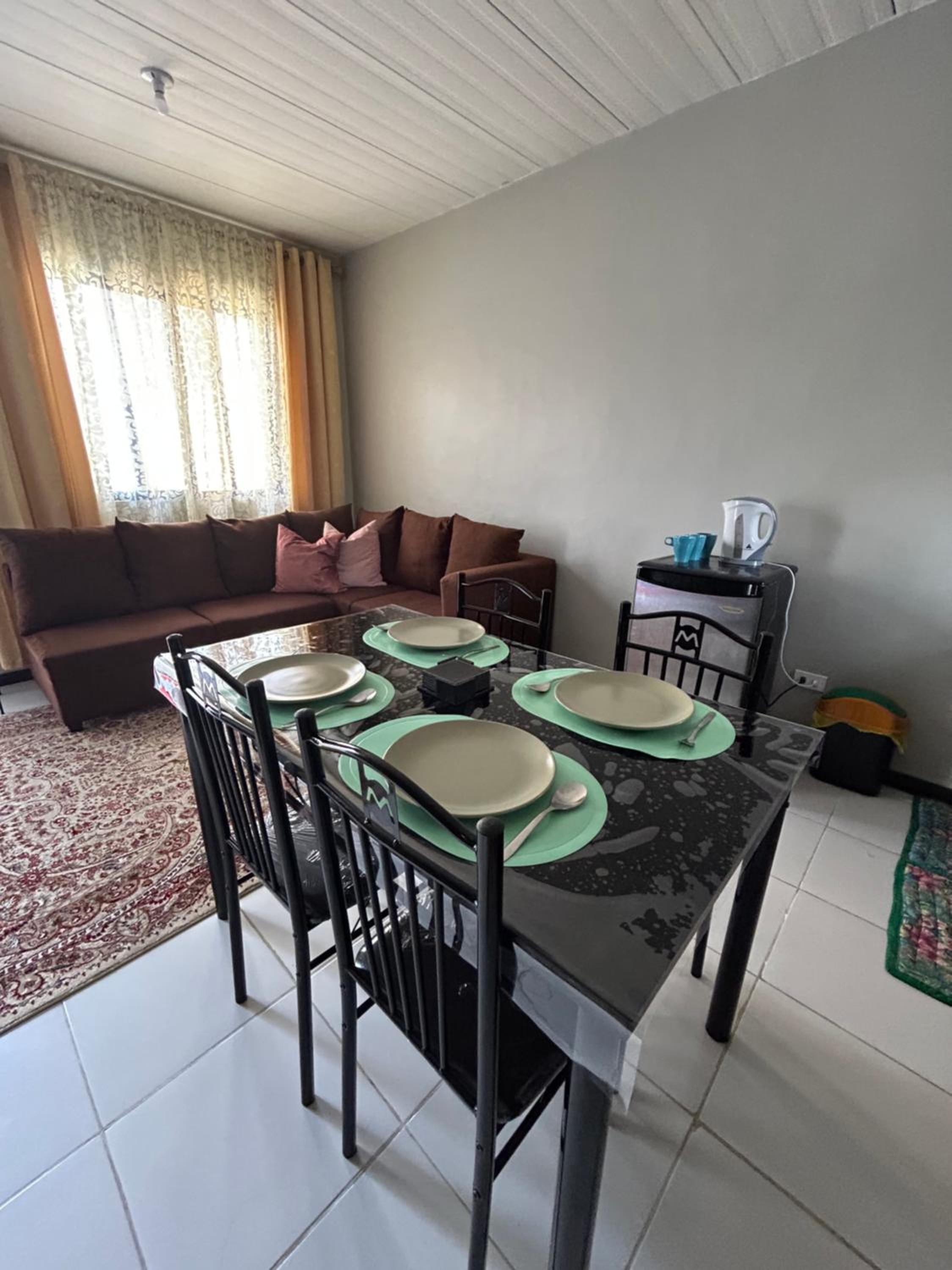 1BR Townhouse + Netflix view 4