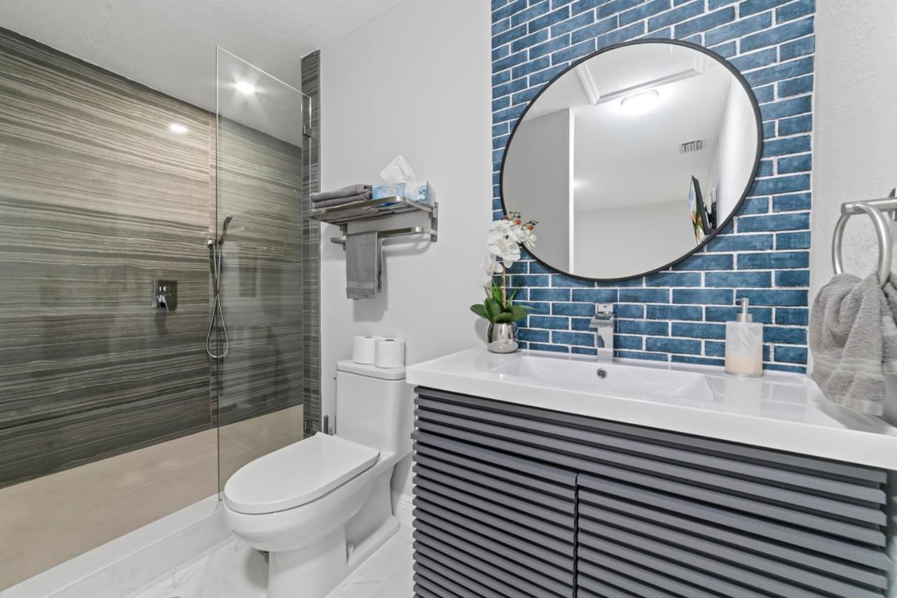 Miami Fun Home with Pool & Games L30