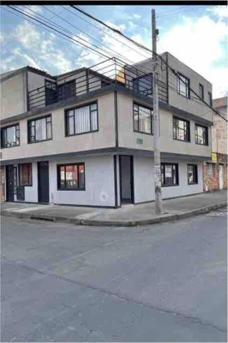 Apartamento Acogedor y muy central en Bogotá
