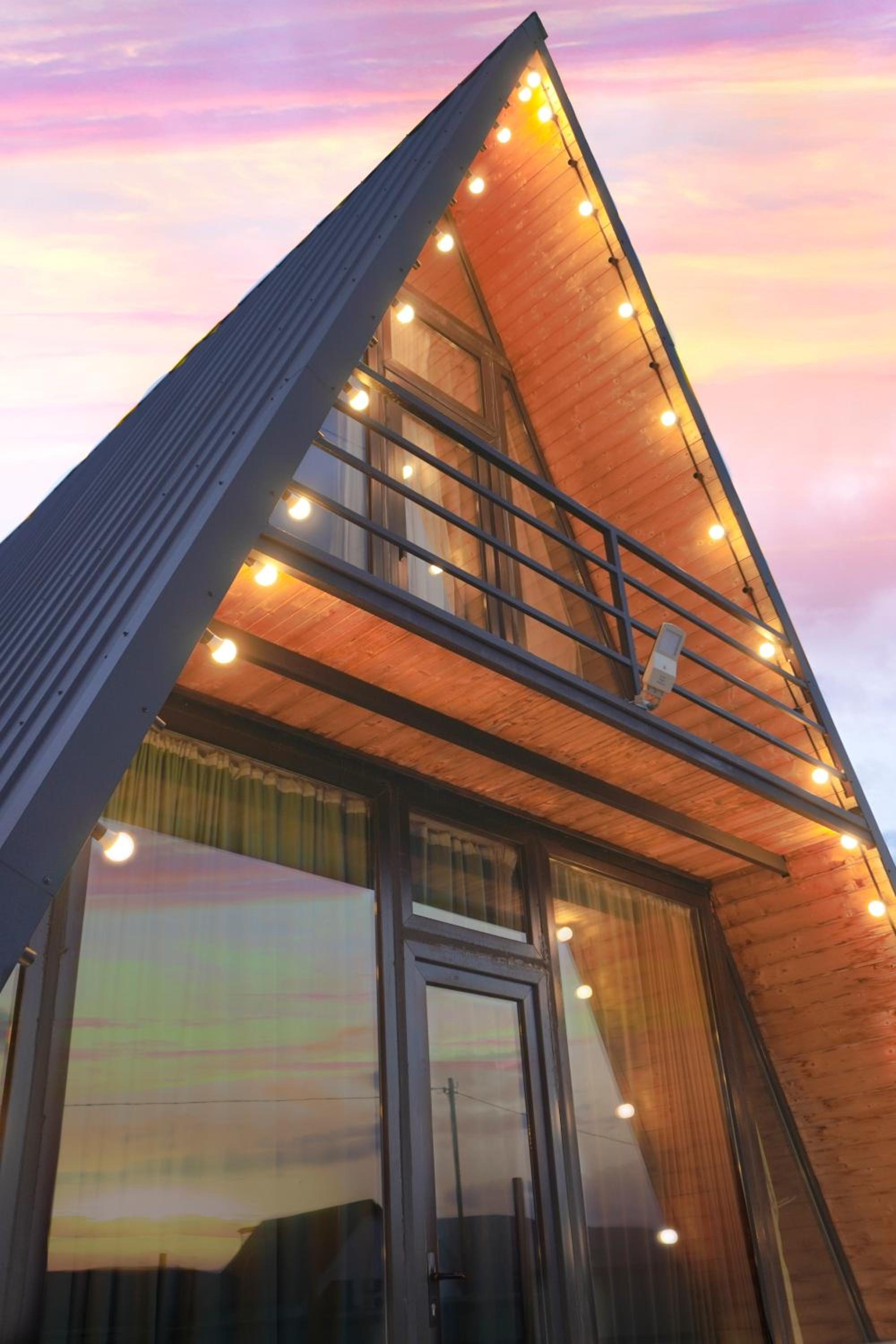 Alagi Cottage at Bazaleti lake view 3