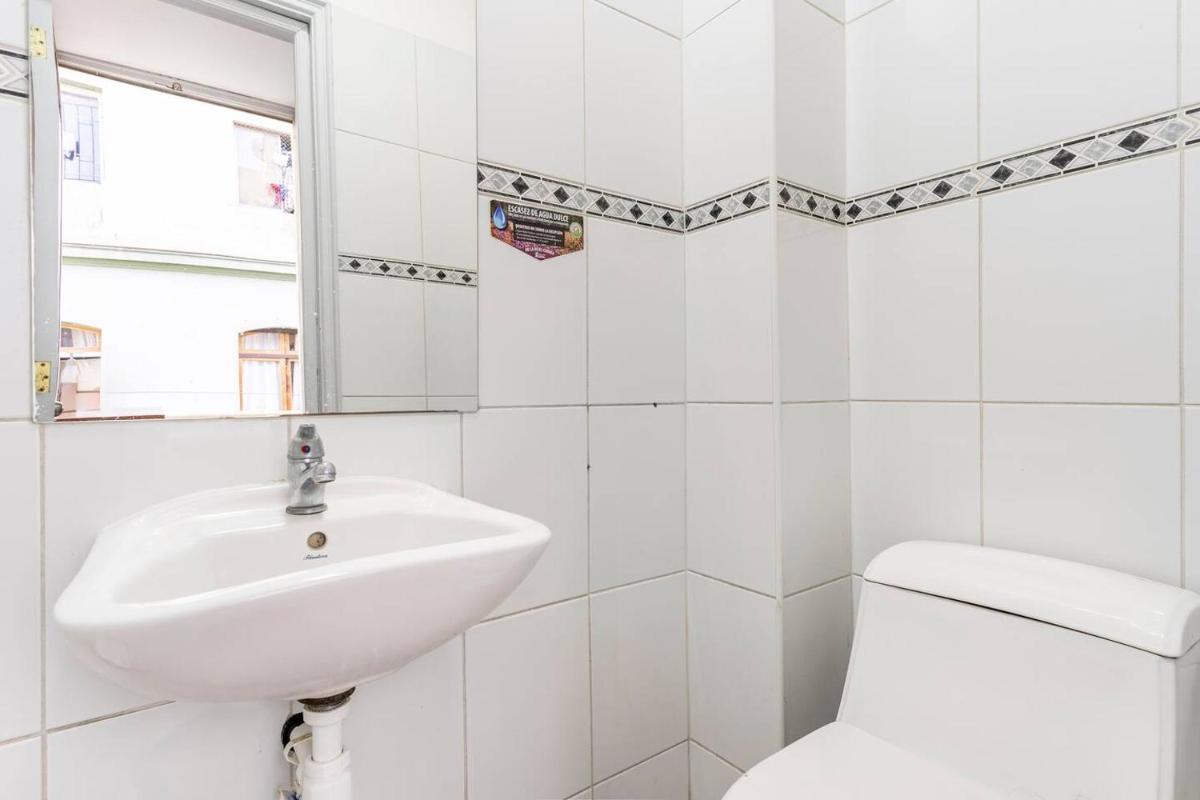 hostal mancora monjitas 755
