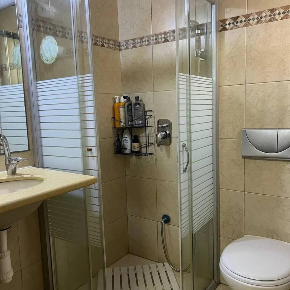 Meller apartmenr