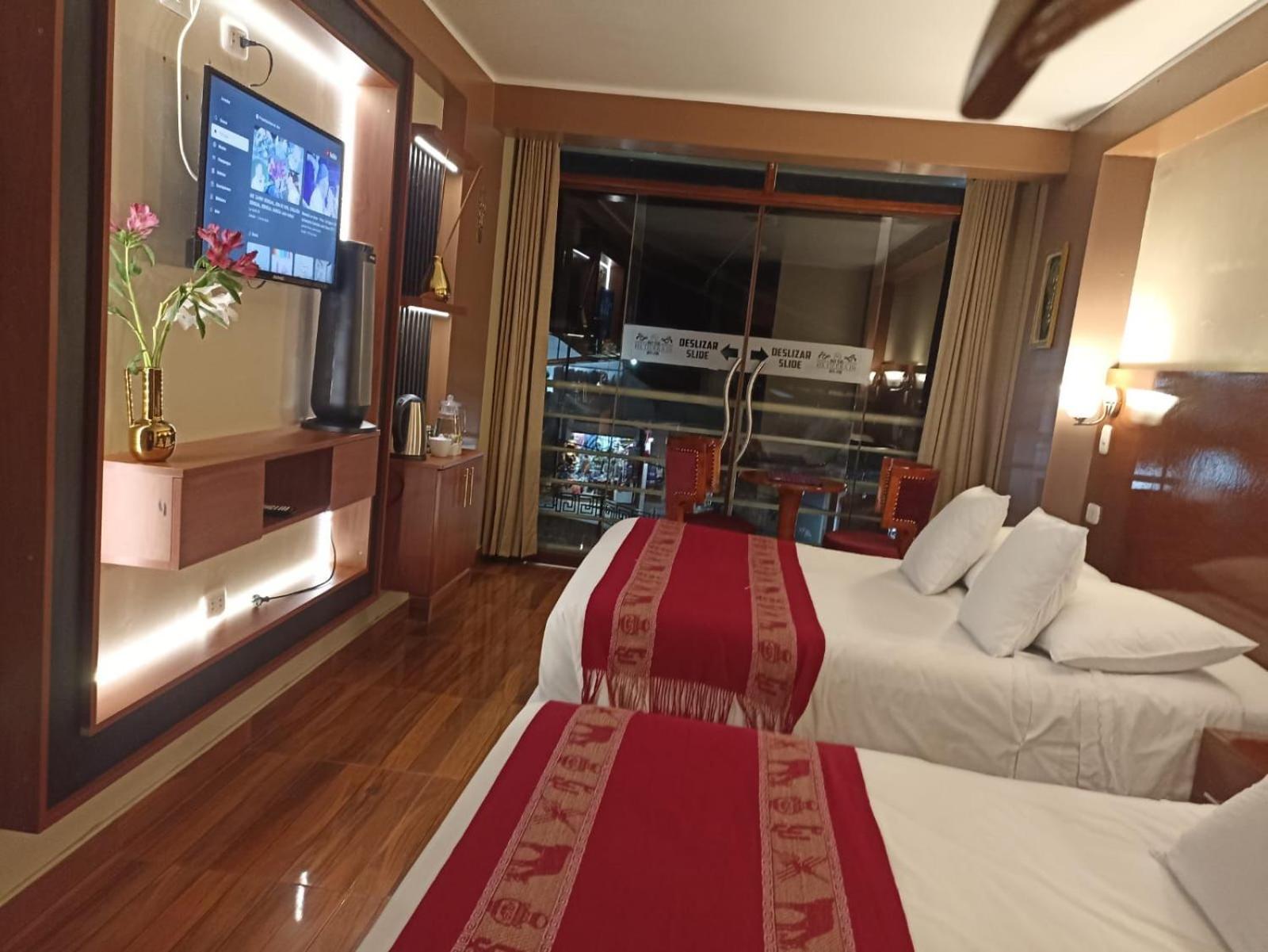 Hs Tierra In view 5