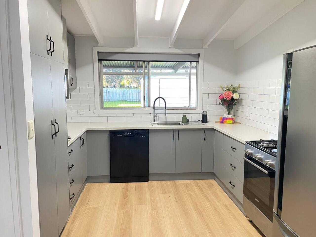 Pet friendly home in Albury