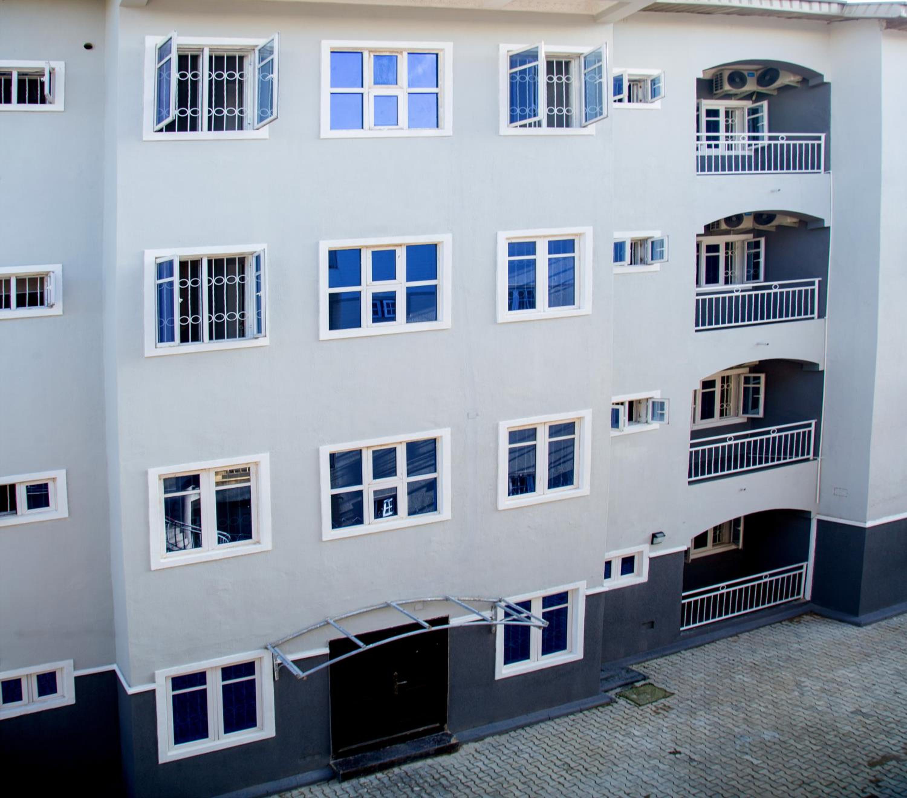 APARTMENT 437 BY BELMONT view 5