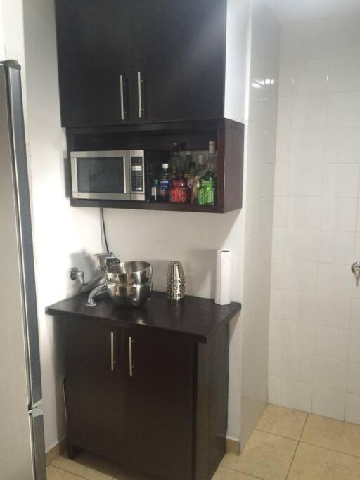 PH Cosmopolitan Towers Business Trip Flat with 2 Rooms fitting up to 6 people view 5