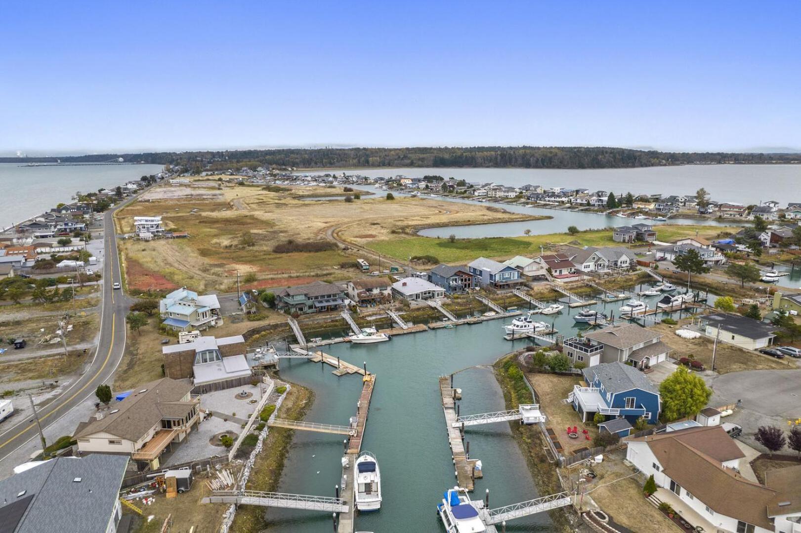 Matia Sandy Point Neptune Beach Private Dock view 5
