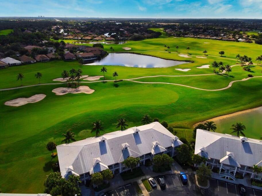 Serene Naples Retreat: Golf-Resort Pool-Tennis-Gym, photo 21