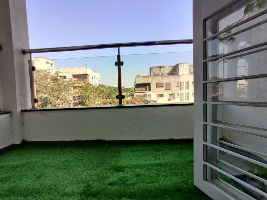 2Bhk home in Wakad, in the Heart of City, peaceful stay