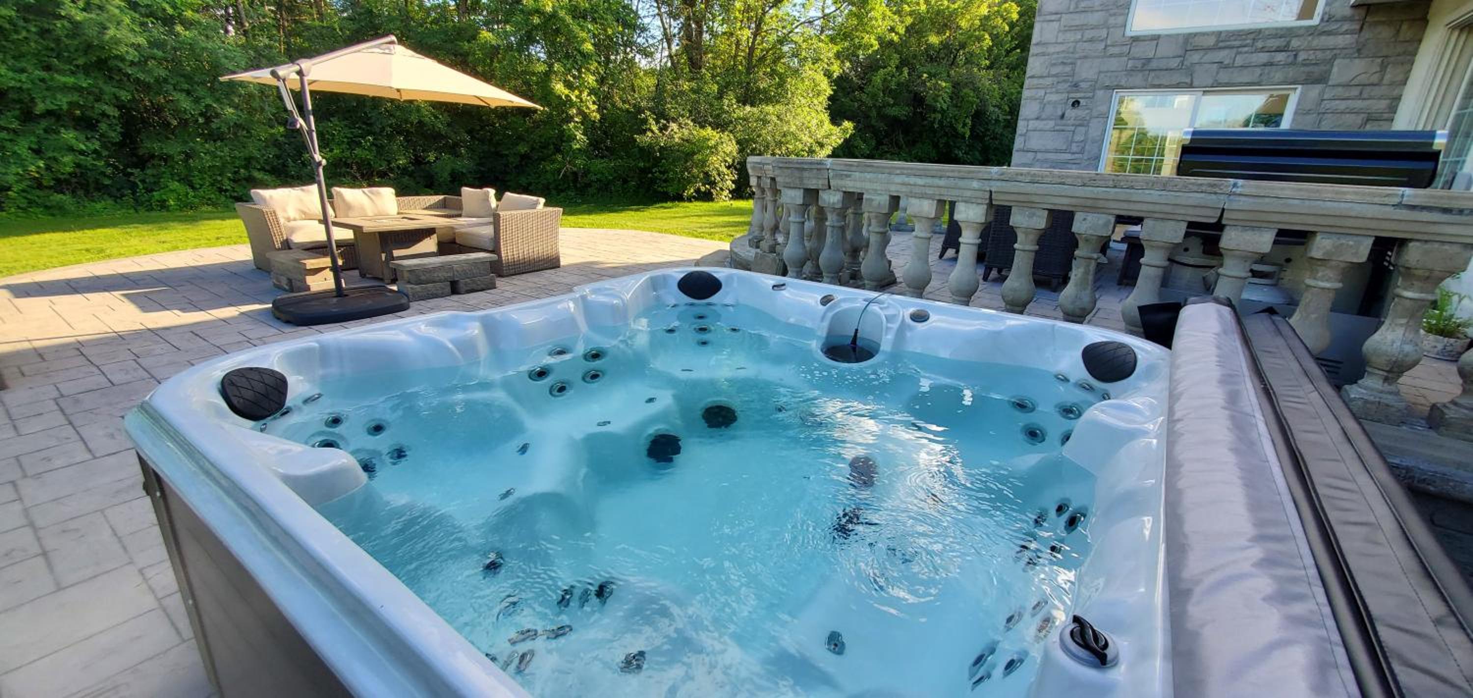 Hilltop Mansion at Rebecca's Fountain view 4