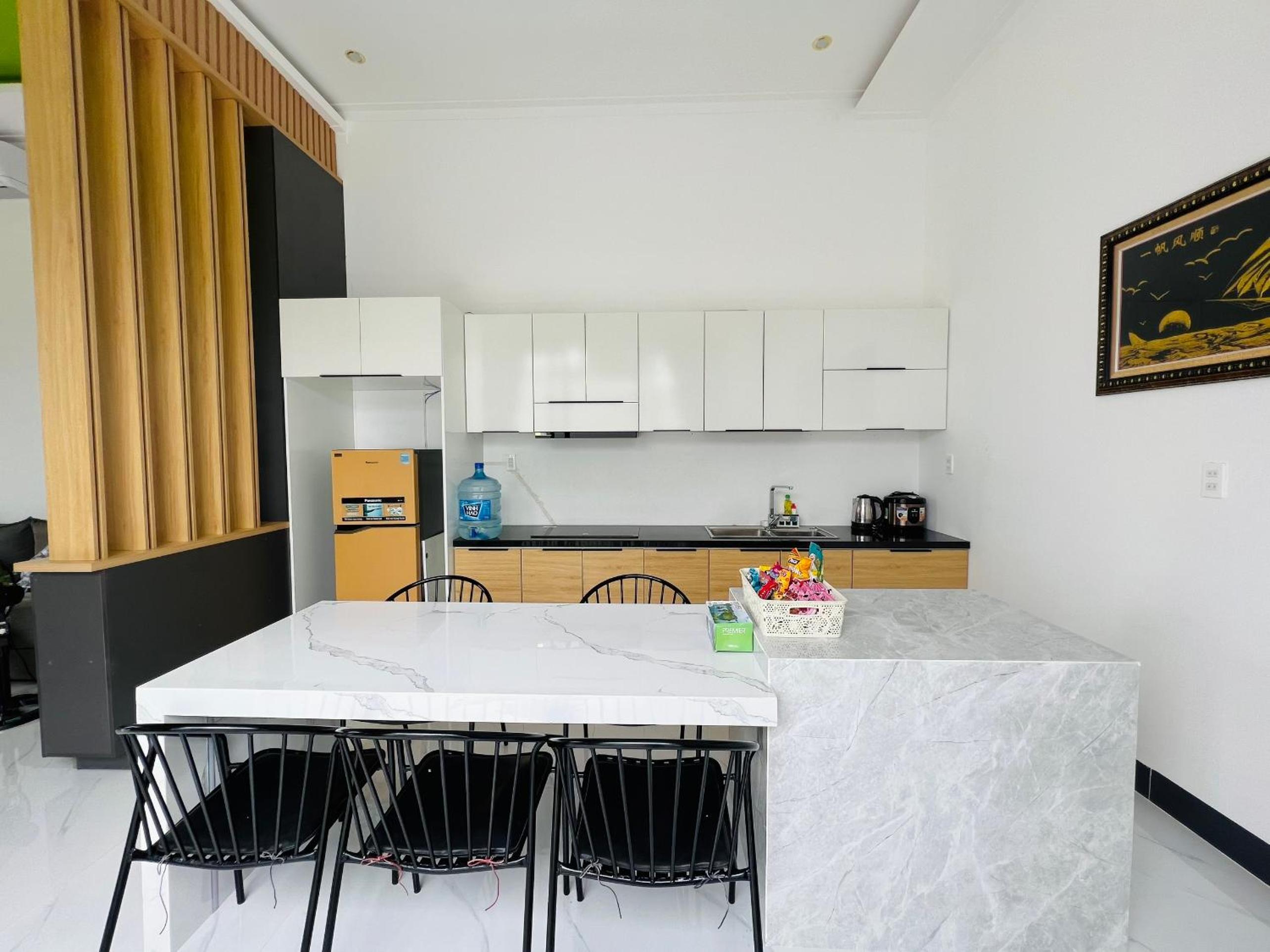 Villa Ngọc Châu Phan Thiết Chi nhánh 1 - 2 Phòng Ngủ, Có Bếp, Phòng Ăn, Phòng Khách, Miễn Phí Sân BBQ và Bãi Xe Ô Tô Rộng Rãi view 3