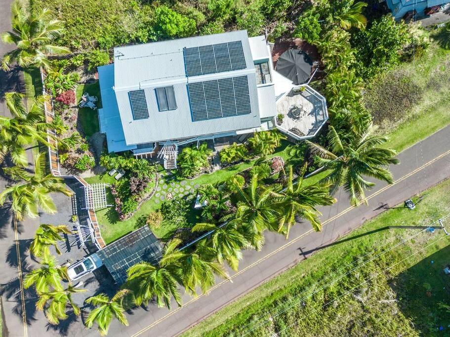 Pahoa Tropical Garden Getaway