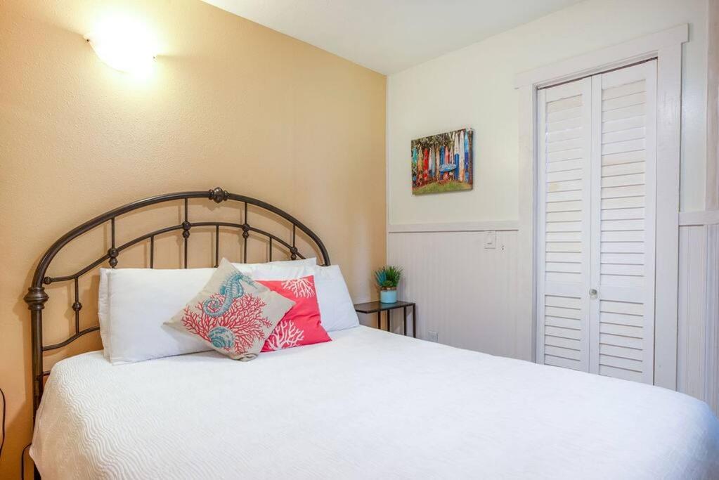 Pahoa Tropical Garden Getaway