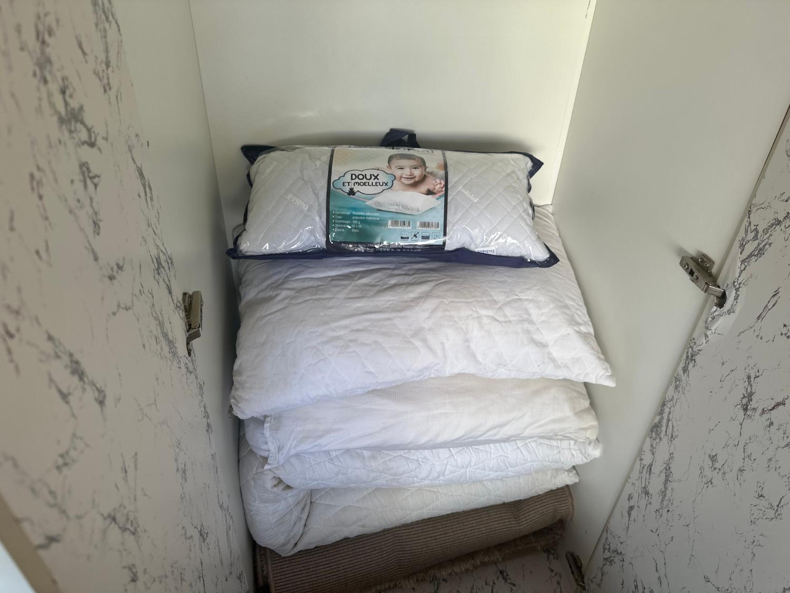 LovelyStay - Luxury & proximity to Corniche and TGV view 3
