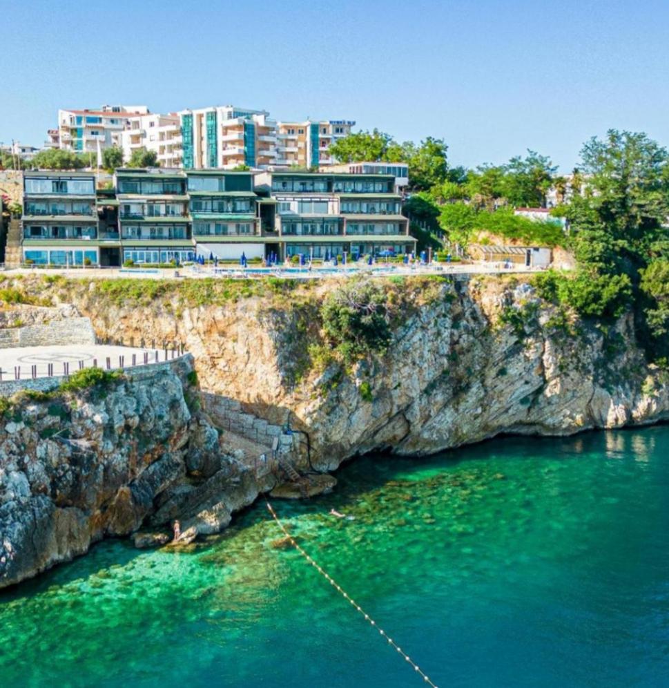 Artemis Beach House
