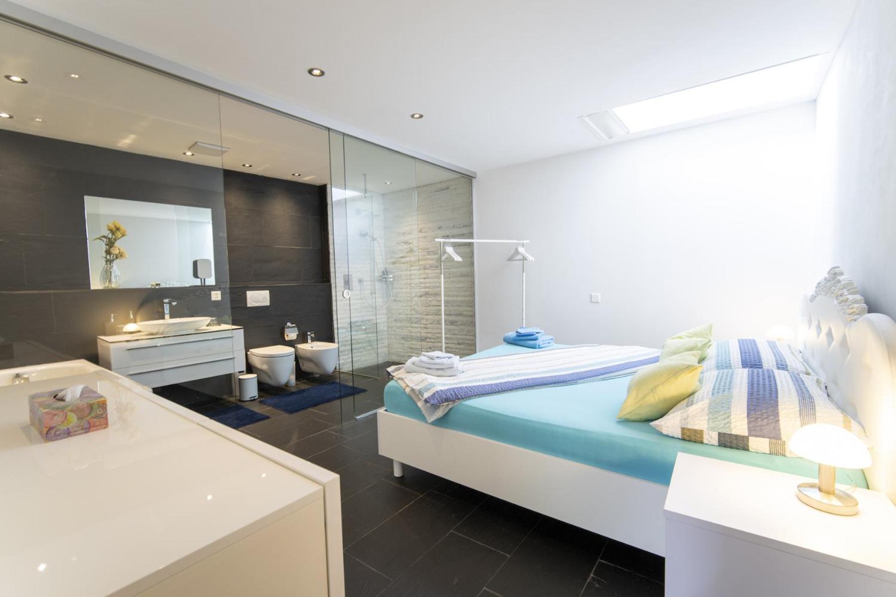 Chasa Emerita Moderne 3,5-Zimmer Terrassenwohnung mit Panoramablick