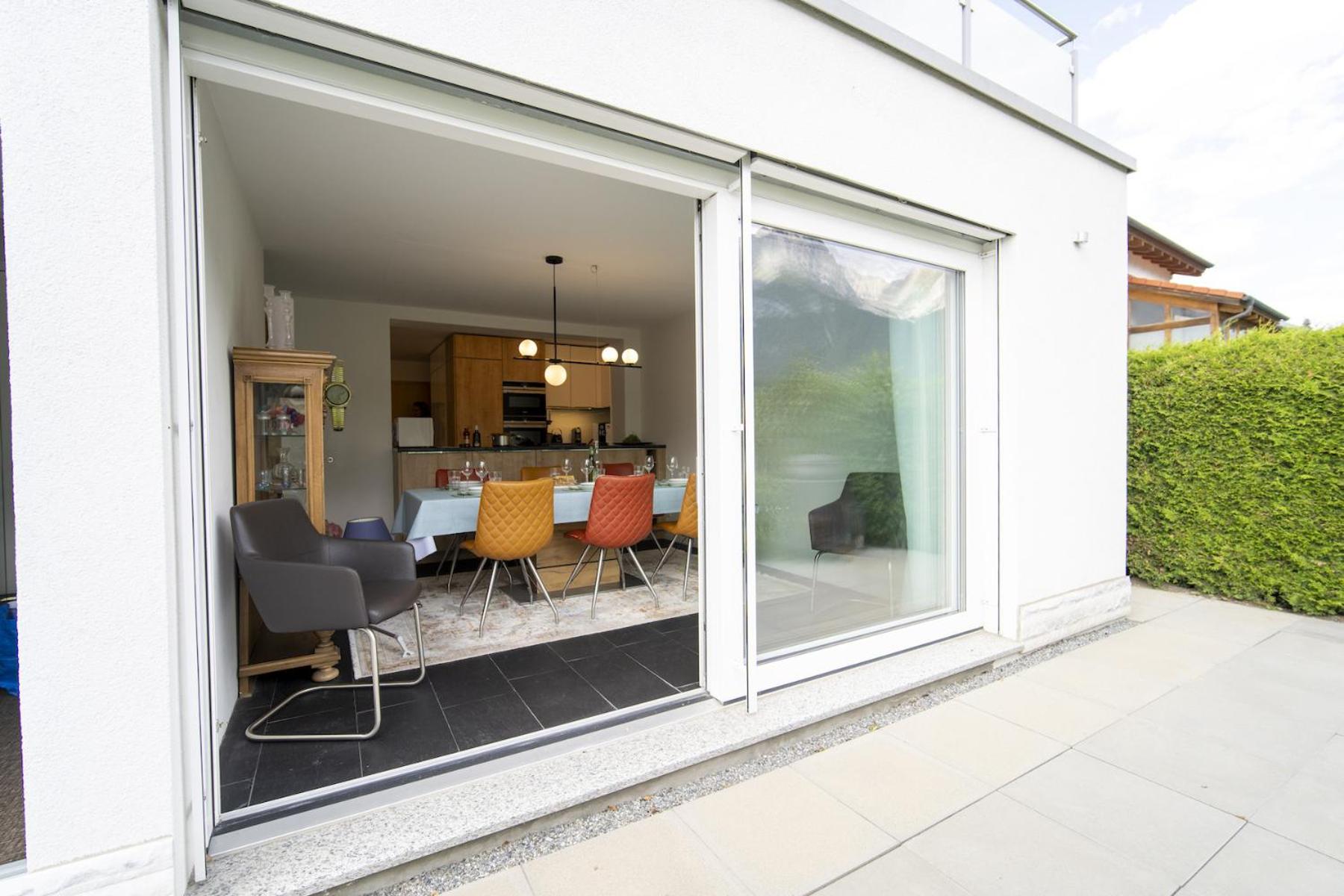 Chasa Emerita Moderne 3,5-Zimmer Terrassenwohnung mit Panoramablick