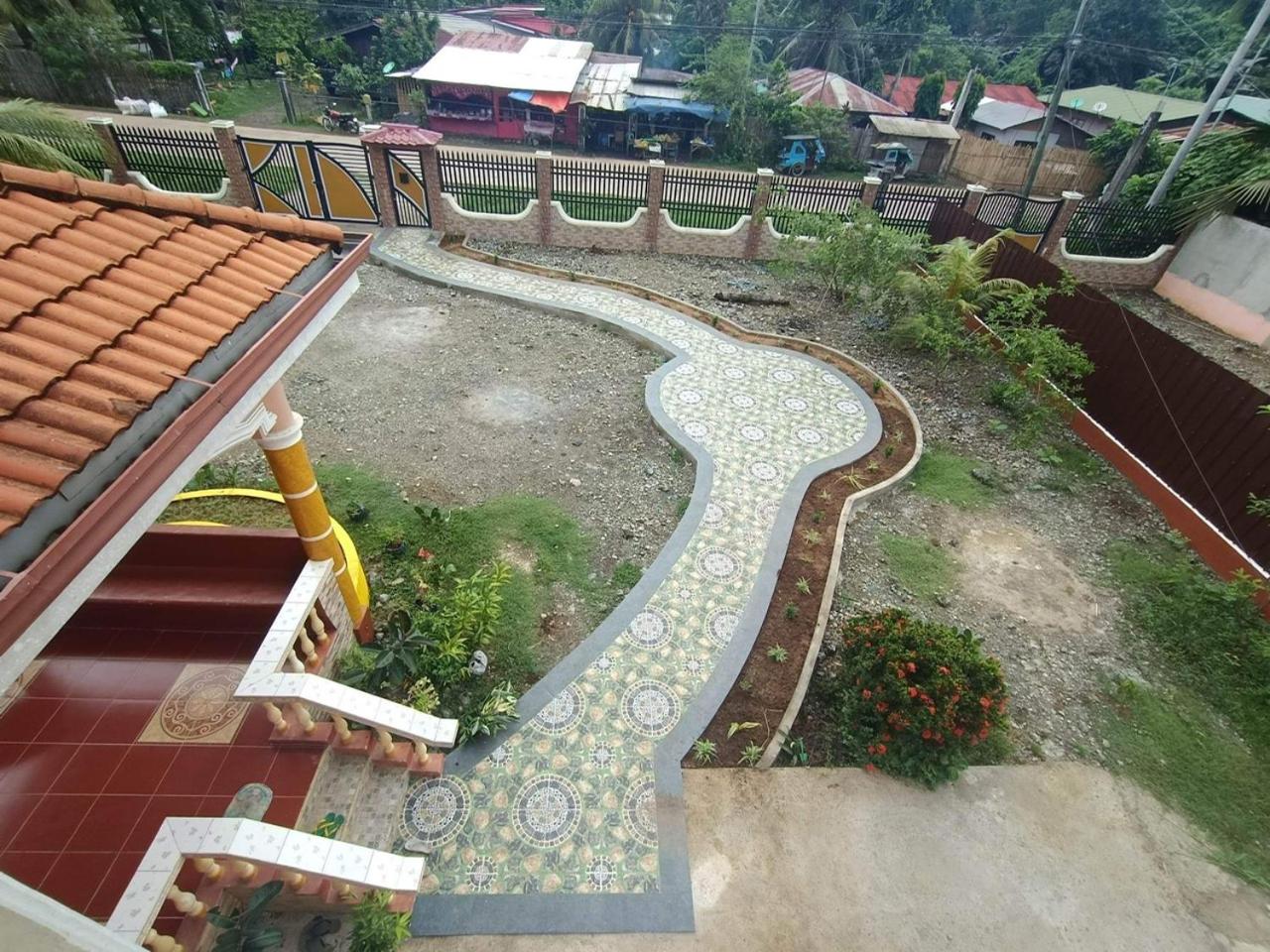 Photo 12