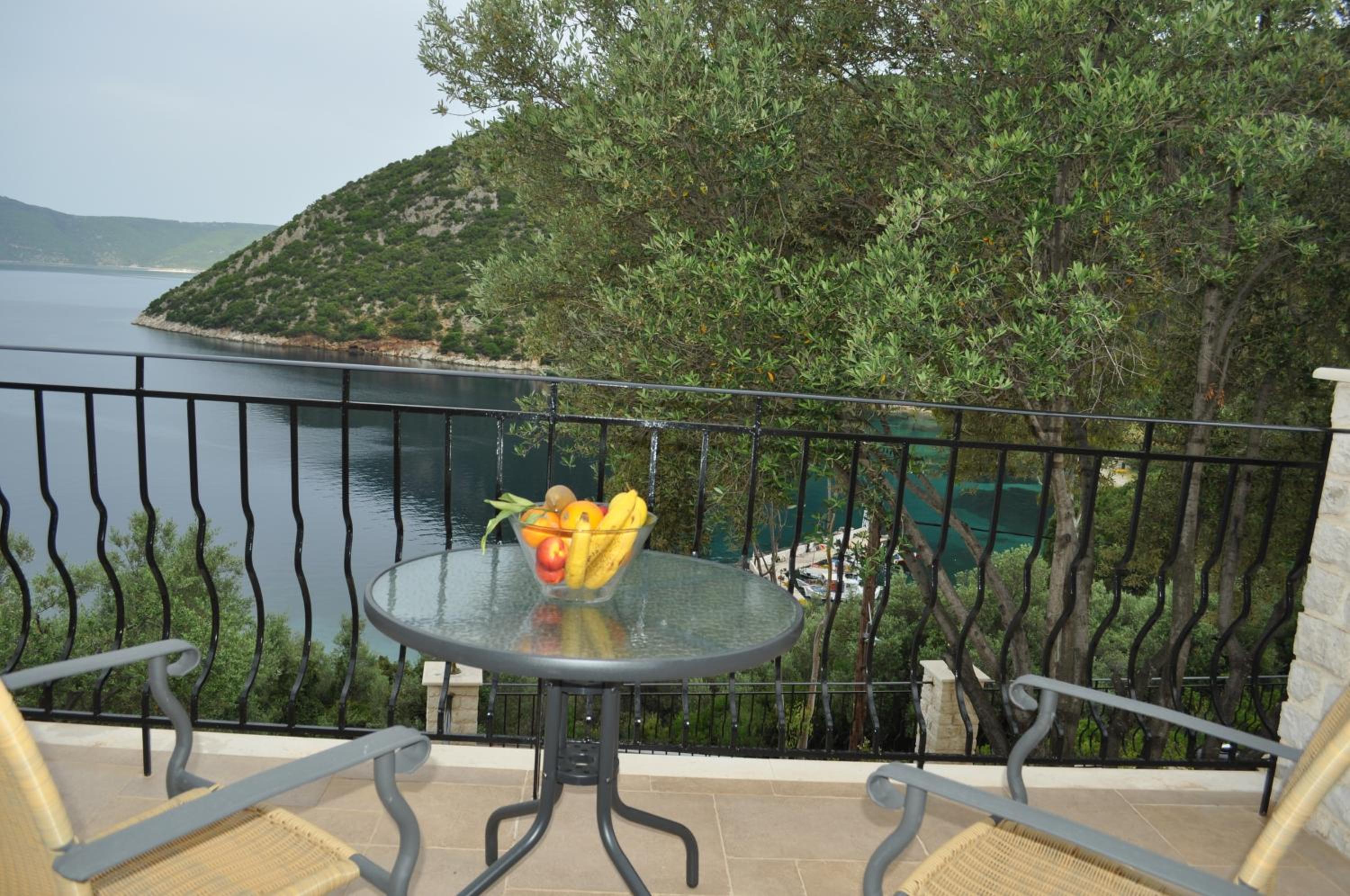 Poli Home en Stavros
