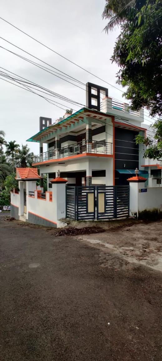 KRISHNASREE