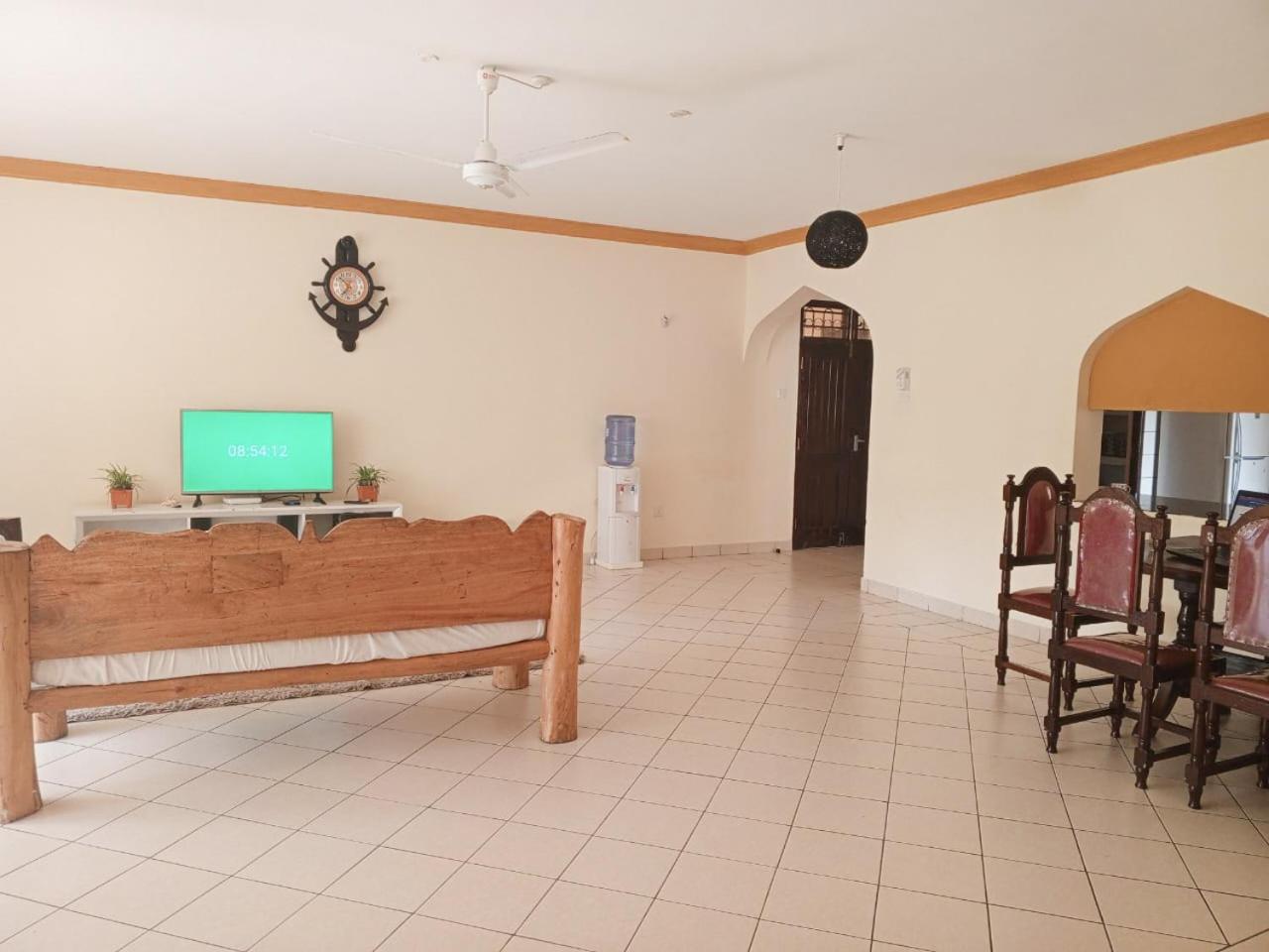 Stasha Serena Beachfront 2 bedroom apartment view 3