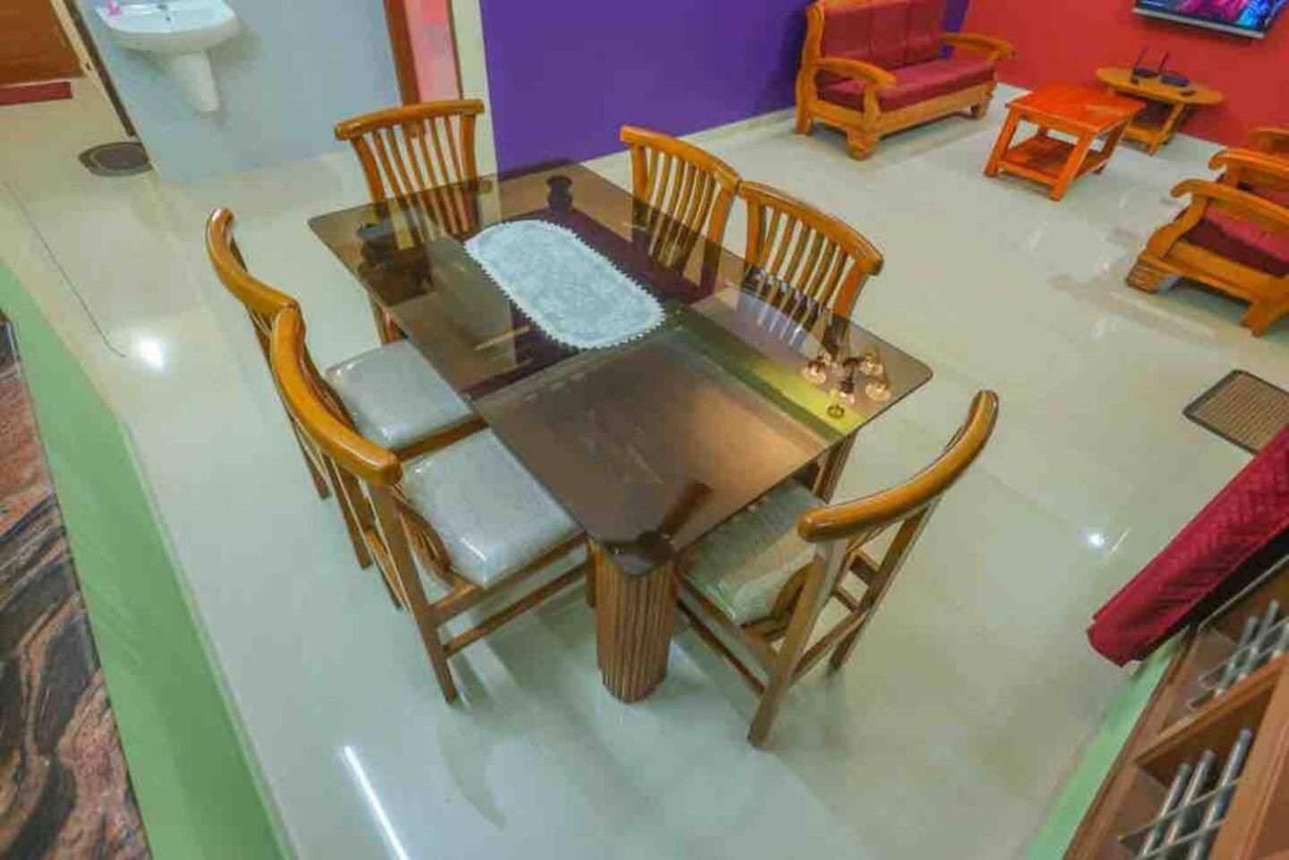 Indira Homestay